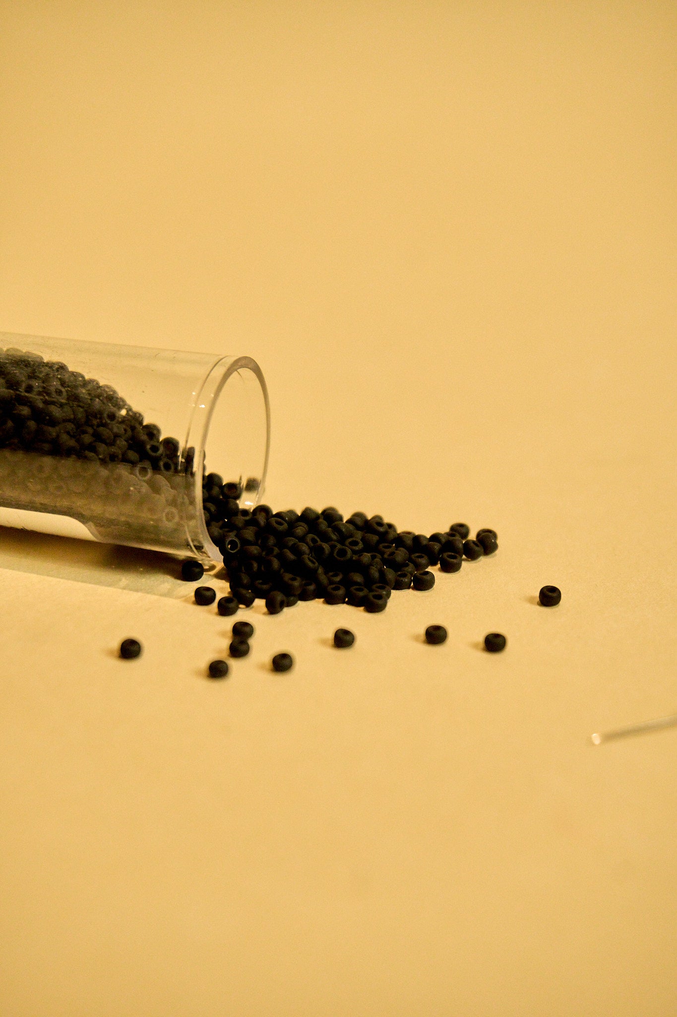 Mostacilla Rocalla FGB 11/0- semicalibrada 10grs| NEGRO MATE