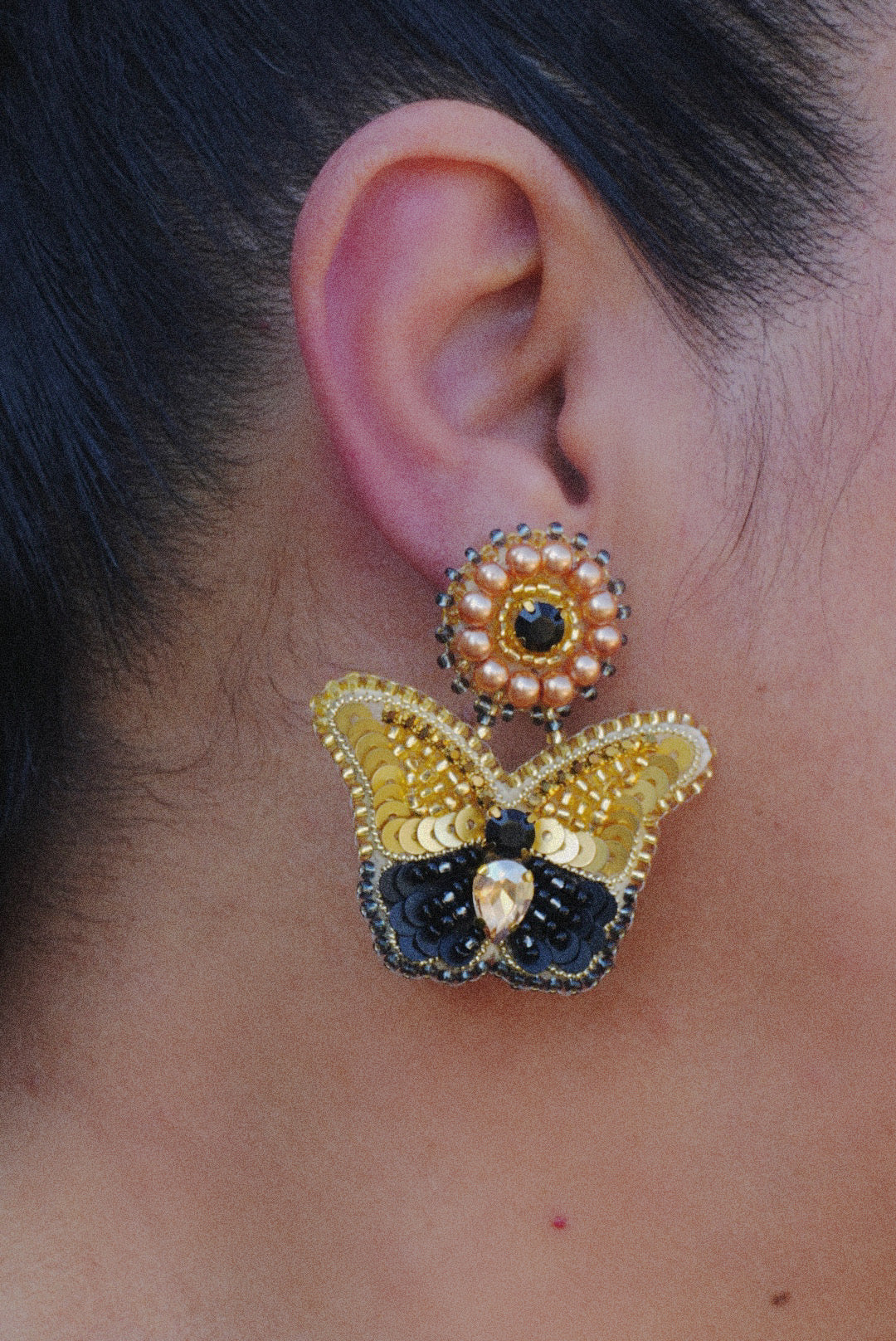 Aros Mariposa Gi. Dorada