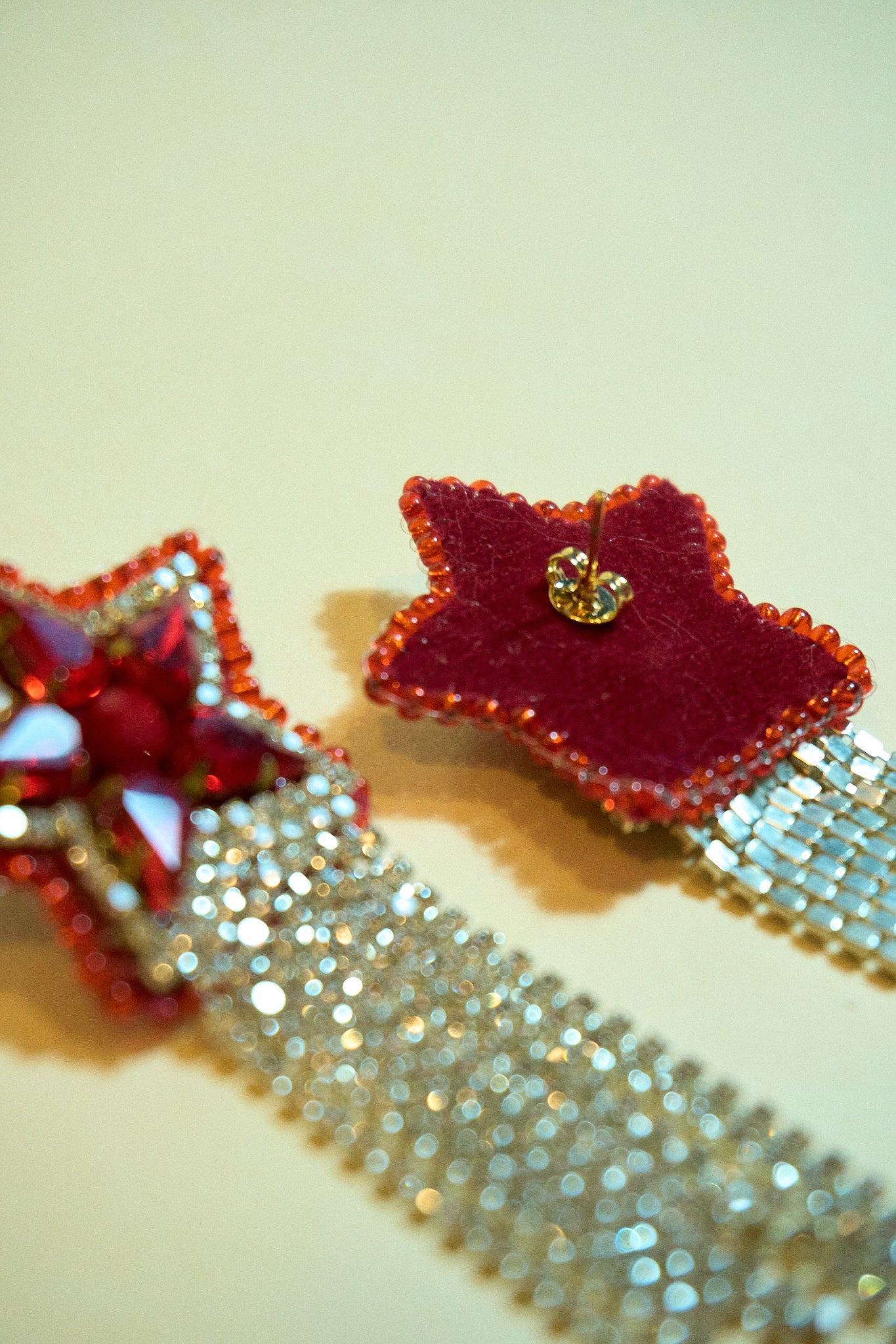 Hoops - Red Stars
