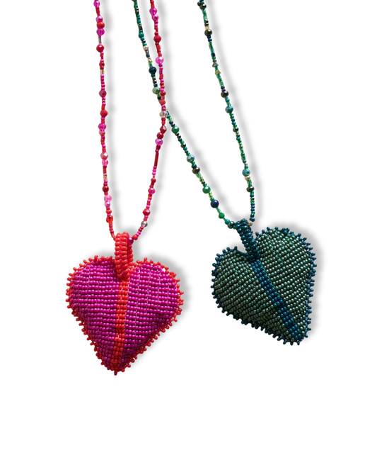 COLLAR CORAZON TEJIDO/  VERDE