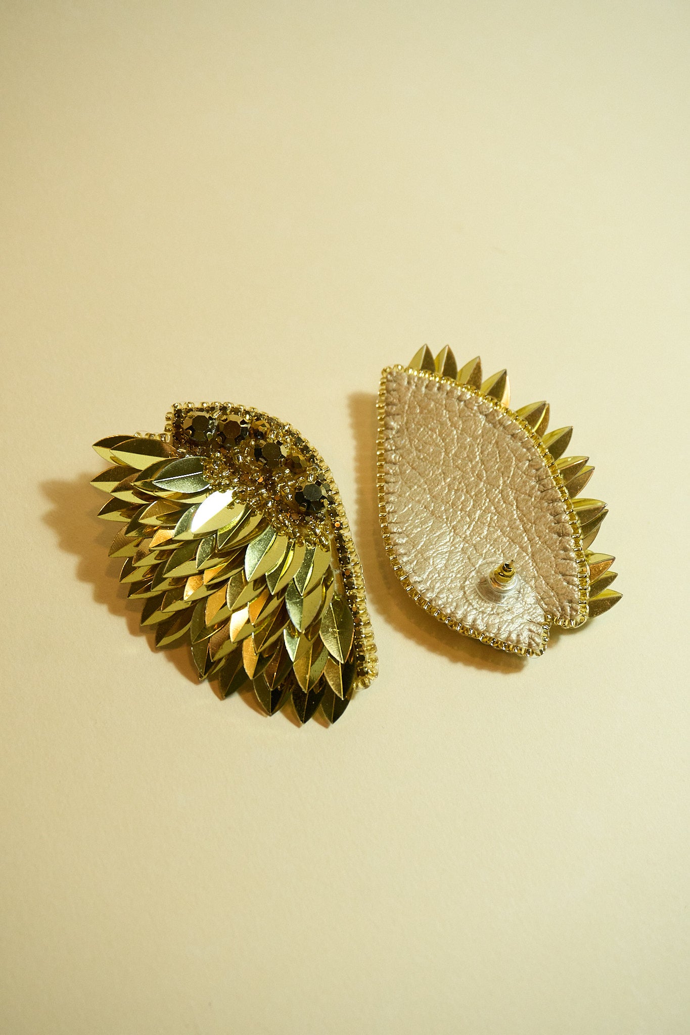 Aros- Alas Demetria Dorado