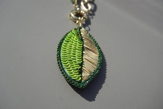 COLLAR JADE CHIPS