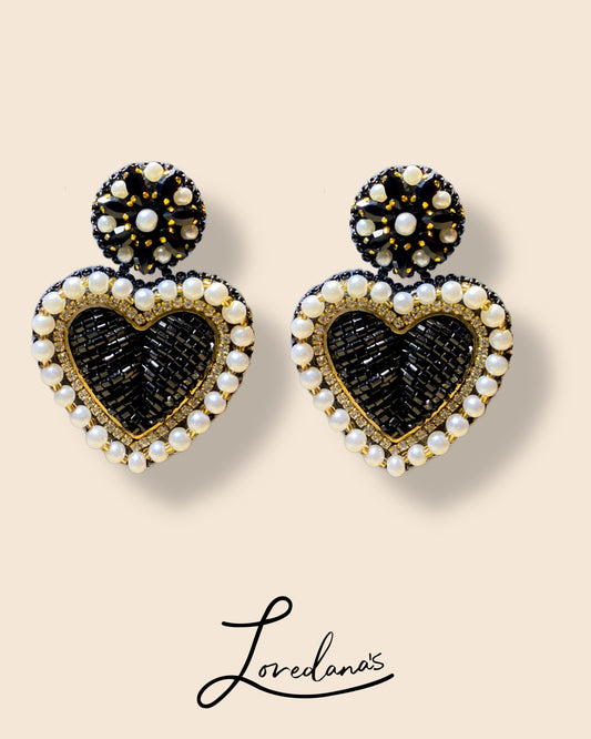Hoops- heart isa black